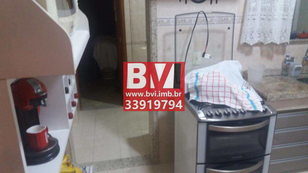 Apartamento à venda com 2 quartos, 75m² - Foto 17