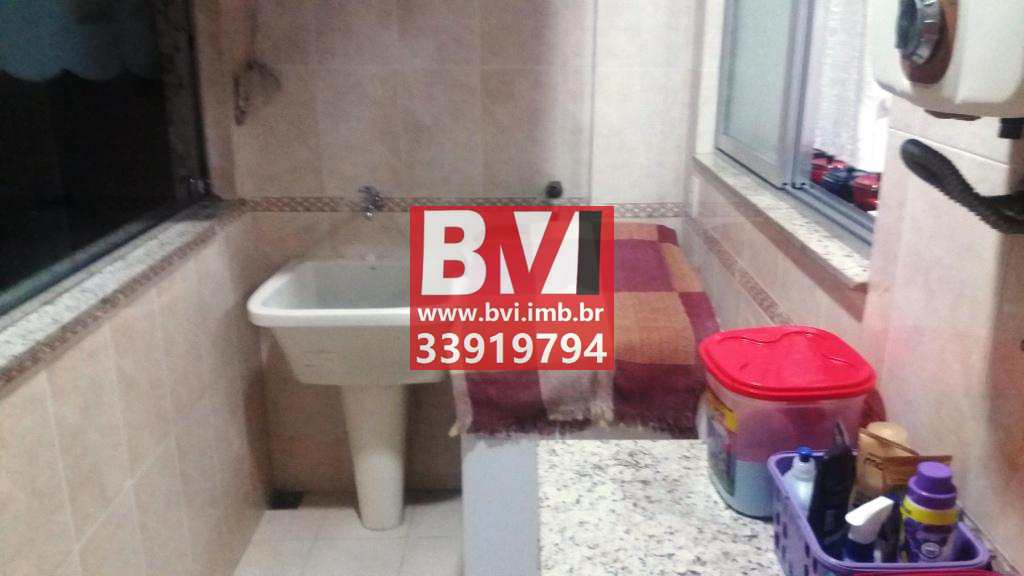 Apartamento à venda com 2 quartos, 75m² - Foto 11