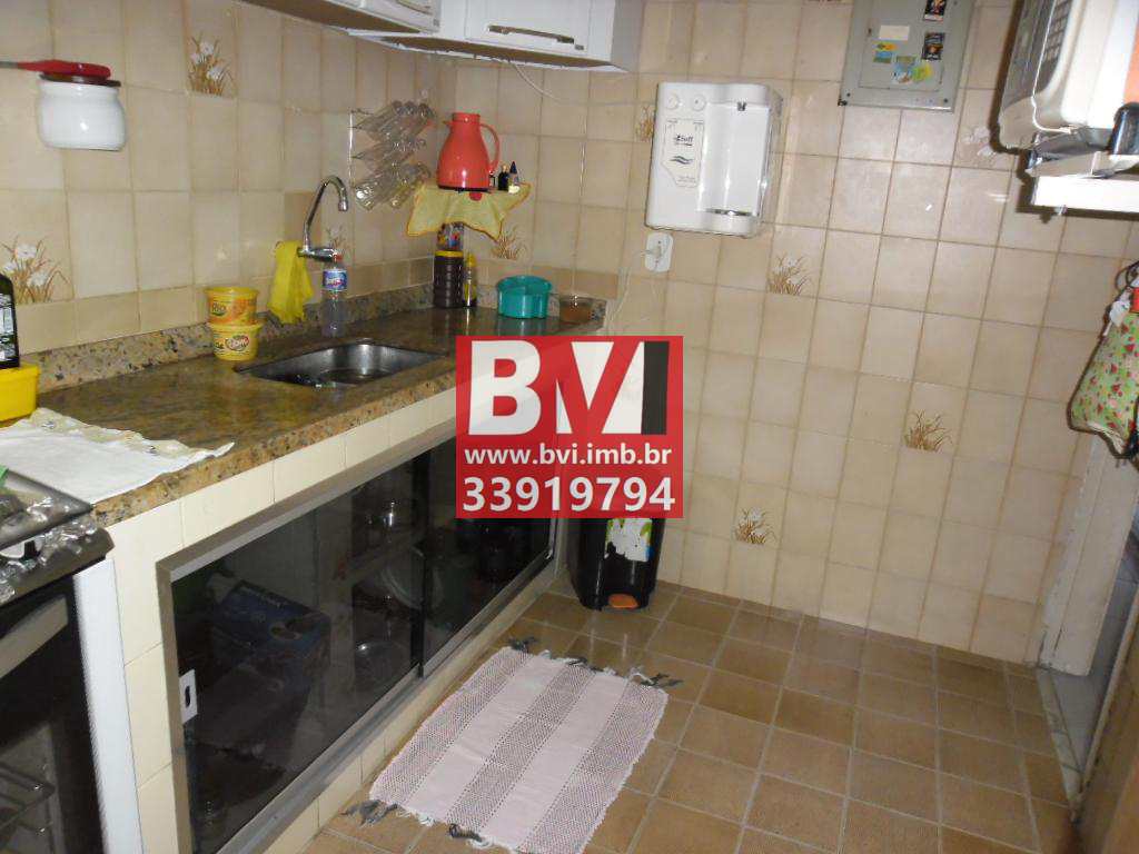 Apartamento à venda com 2 quartos, 70m² - Foto 14