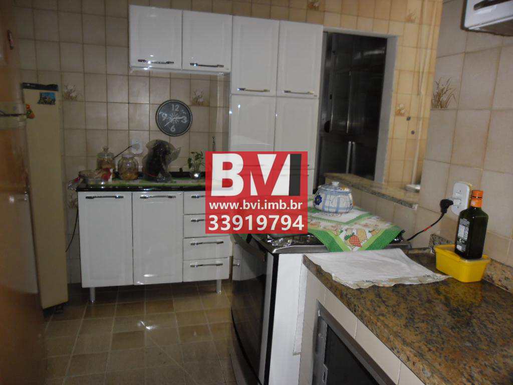 Apartamento à venda com 2 quartos, 70m² - Foto 15