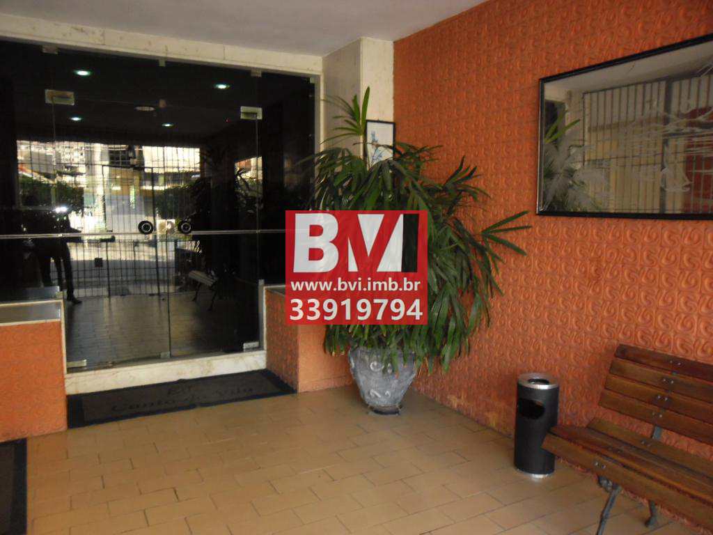 Apartamento à venda com 2 quartos, 70m² - Foto 29