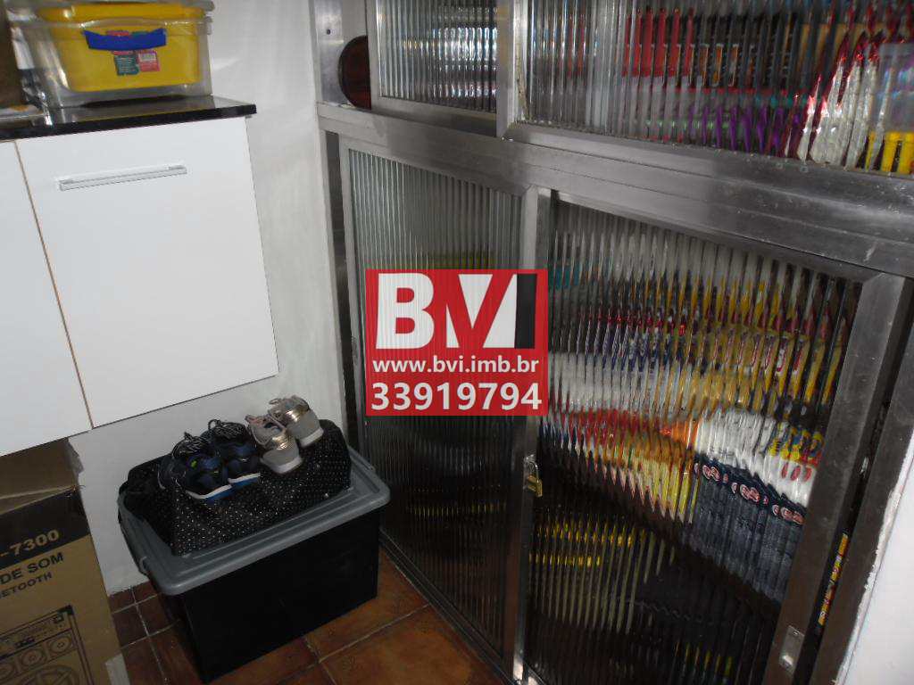 Apartamento à venda com 2 quartos, 70m² - Foto 25