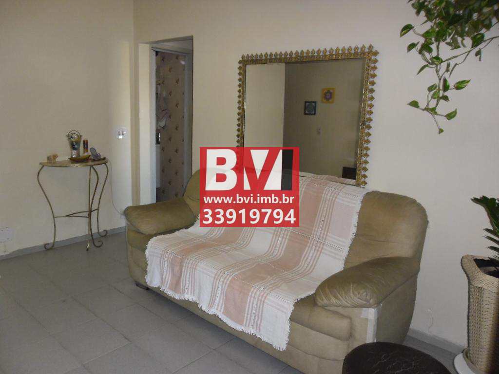 Apartamento à venda com 2 quartos, 70m² - Foto 4