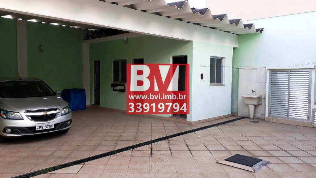 Casa à venda com 3 quartos, 220m² - Foto 35