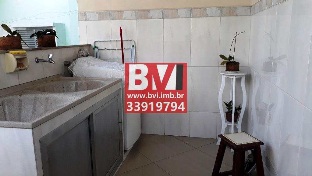 Casa à venda com 3 quartos, 220m² - Foto 31