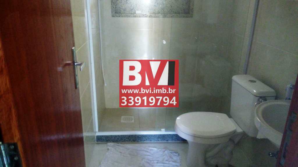 Apartamento à venda com 2 quartos, 70m² - Foto 4