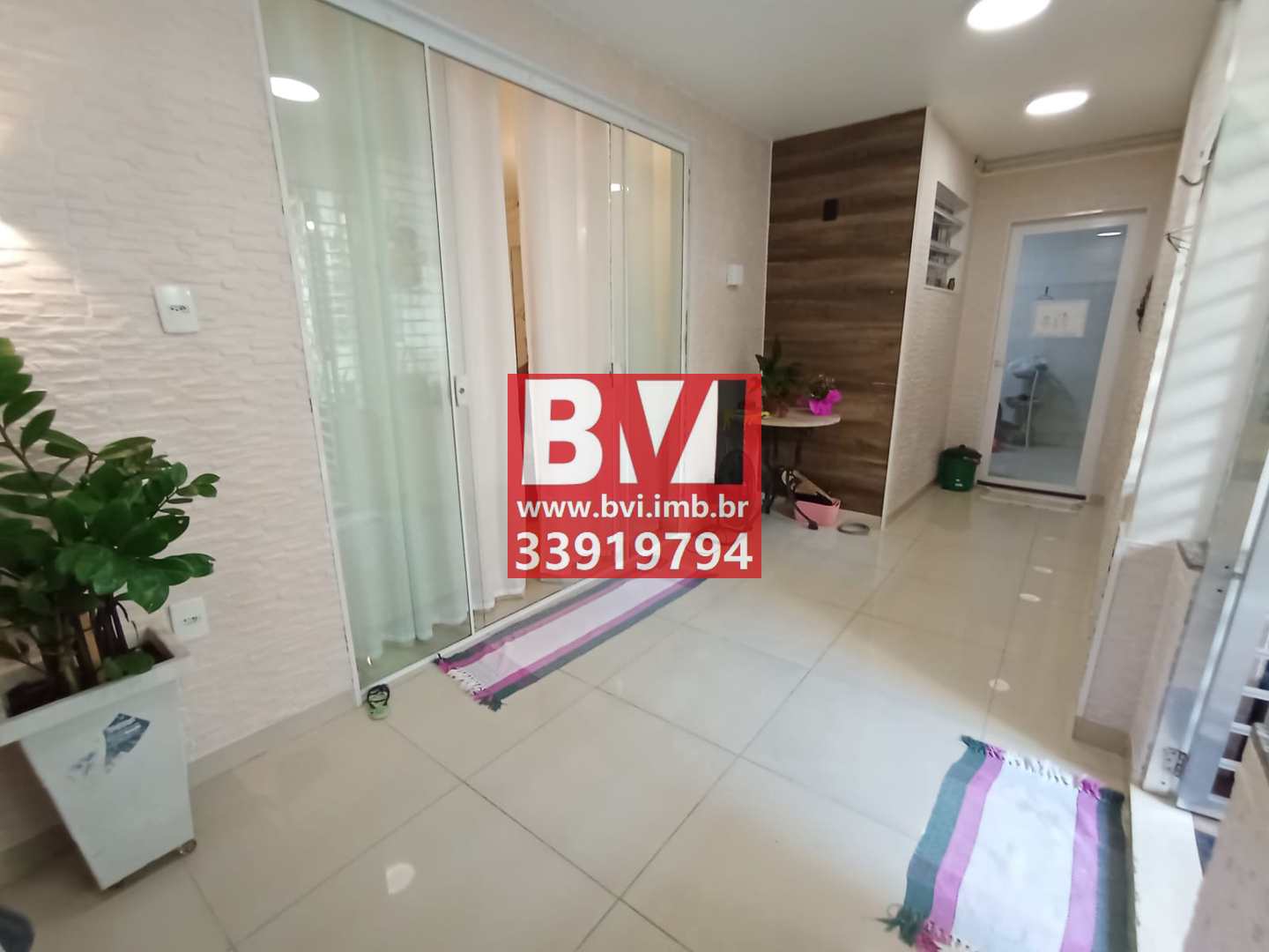 Apartamento à venda com 2 quartos, 91m² - Foto 2