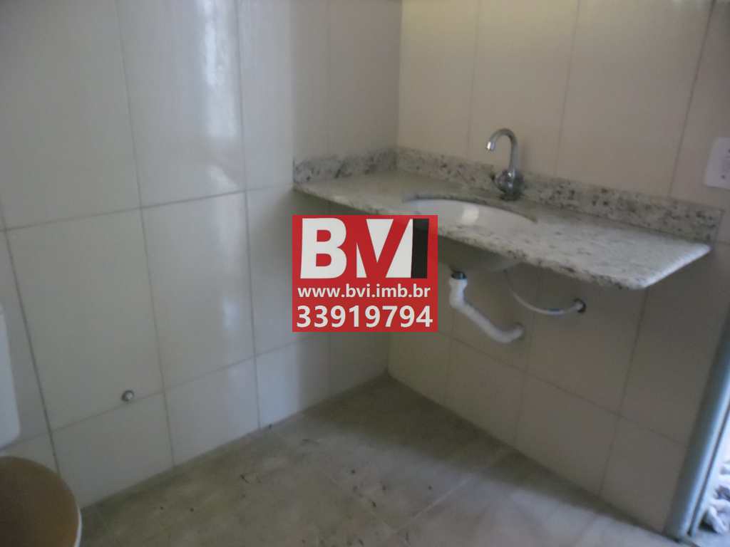 Casa à venda com 2 quartos, 57m² - Foto 18