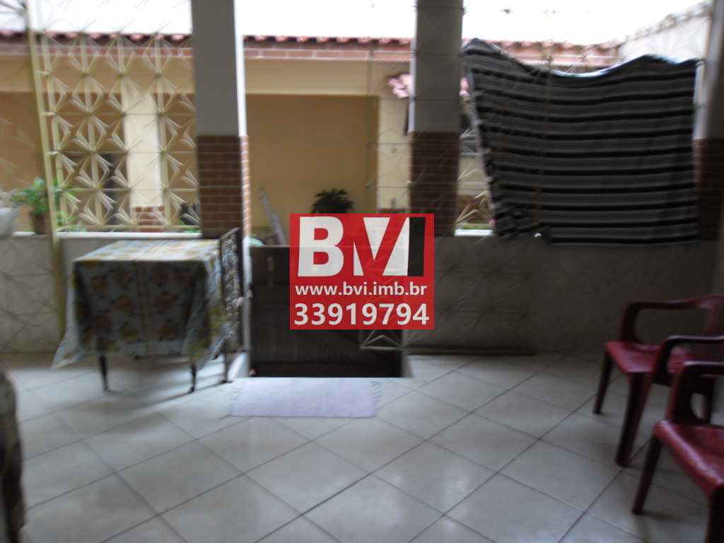 Casa à venda com 5 quartos, 242m² - Foto 20