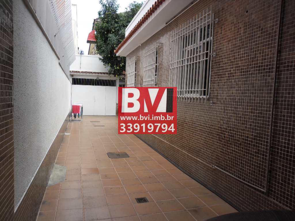 Casa à venda com 3 quartos, 107m² - Foto 28