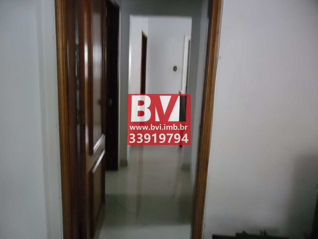 Casa à venda com 3 quartos, 107m² - Foto 8