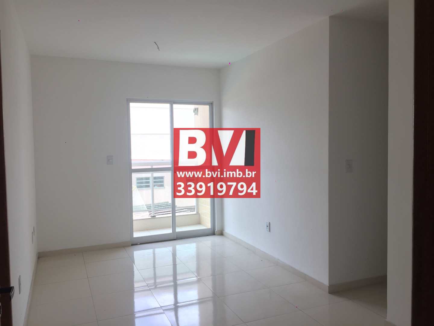 Apartamento à venda com 2 quartos, 65m² - Foto 3