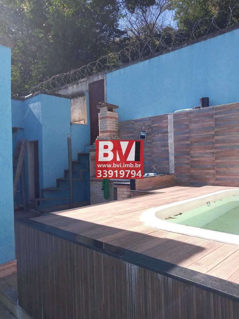 Casa à venda com 6 quartos, 230m² - Foto 43