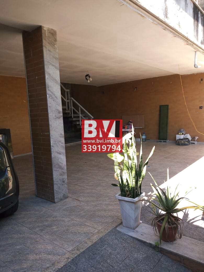 Casa à venda com 6 quartos, 230m² - Foto 16