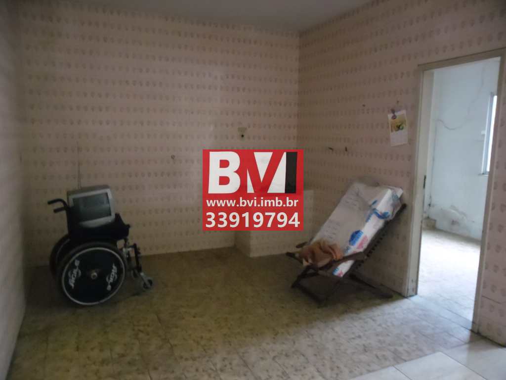 Casa à venda com 3 quartos, 80m² - Foto 18