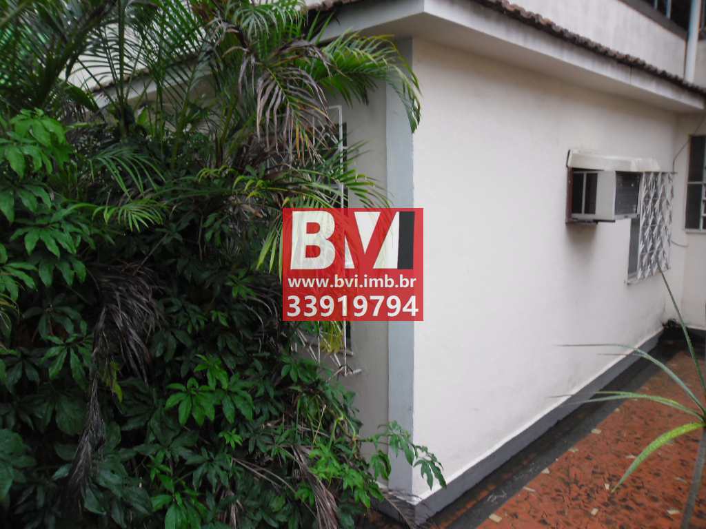 Casa à venda com 3 quartos, 80m² - Foto 5