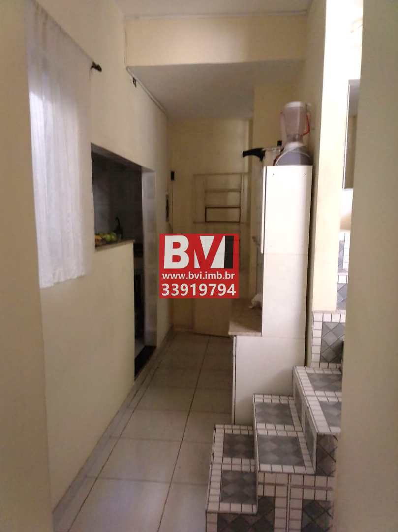 Casa à venda com 3 quartos, 90m² - Foto 18