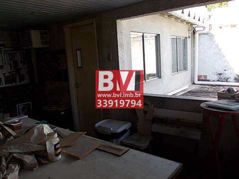 Casa à venda com 5 quartos, 150m² - Foto 21