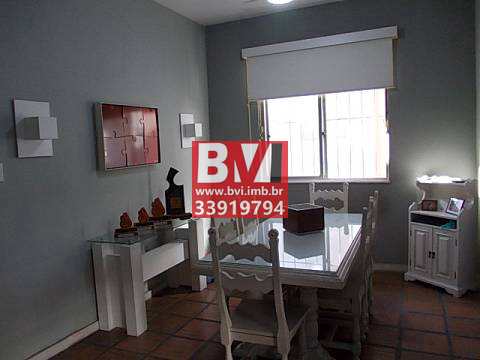 Casa à venda com 5 quartos, 150m² - Foto 5