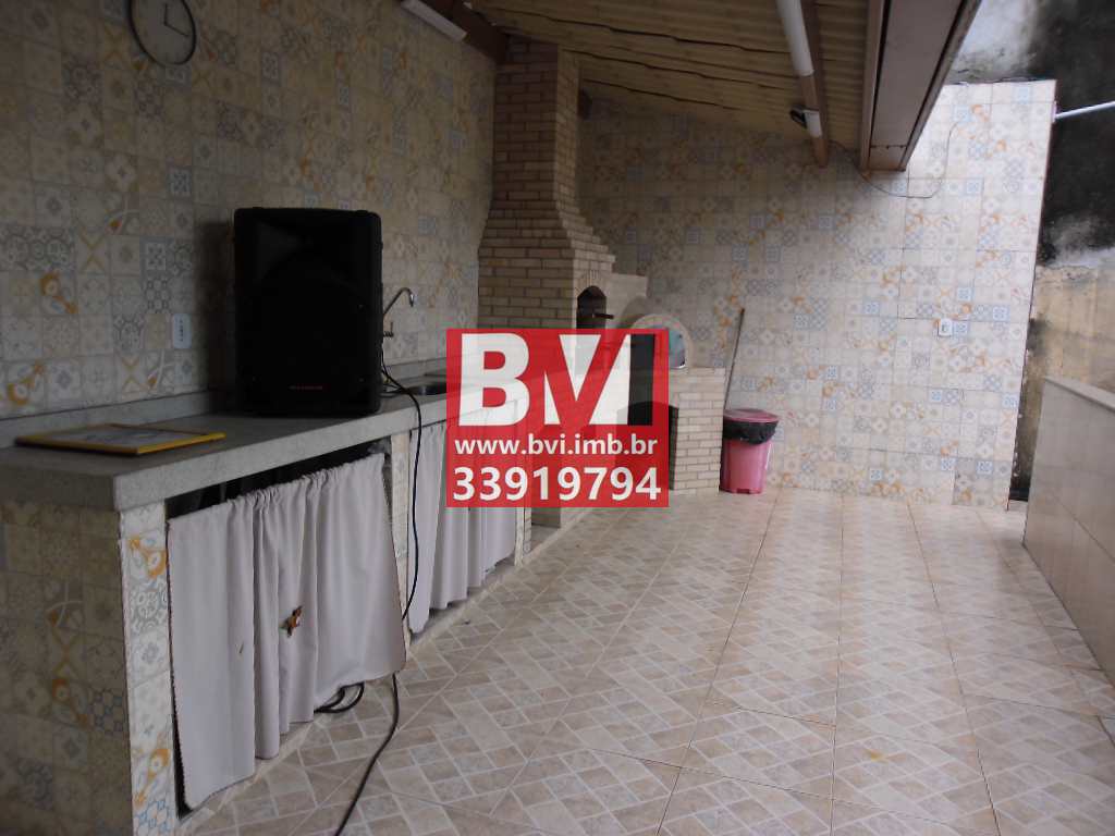 Casa à venda com 3 quartos, 220m² - Foto 25