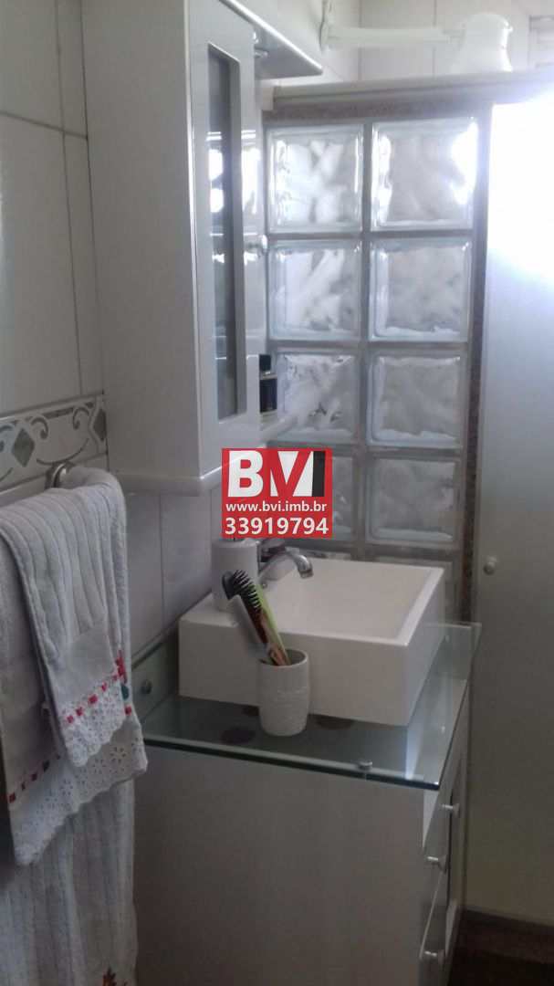 Apartamento à venda com 2 quartos, 75m² - Foto 18