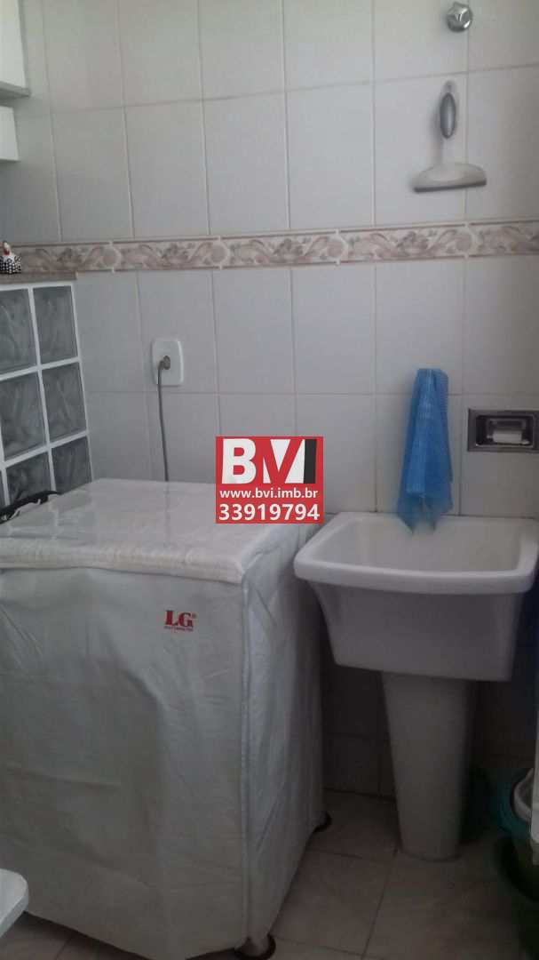 Apartamento à venda com 2 quartos, 75m² - Foto 17