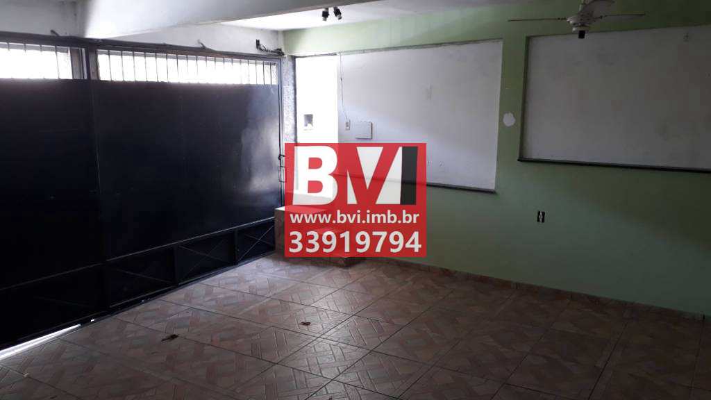 Casa à venda com 5 quartos, 210m² - Foto 52