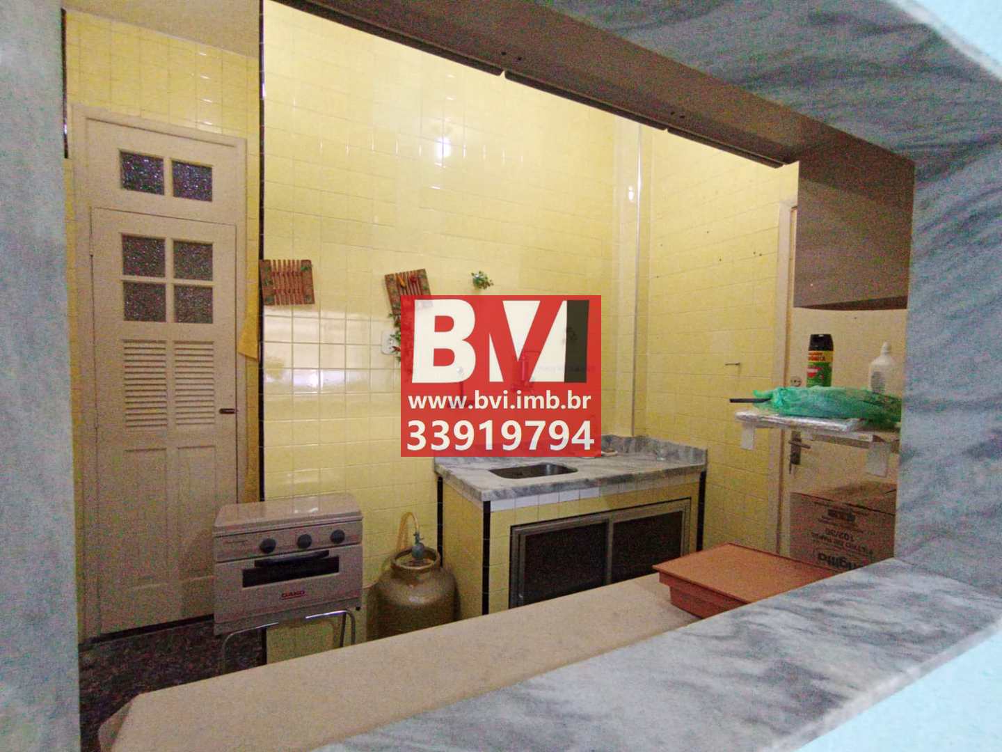 Apartamento à venda com 2 quartos, 70m² - Foto 27