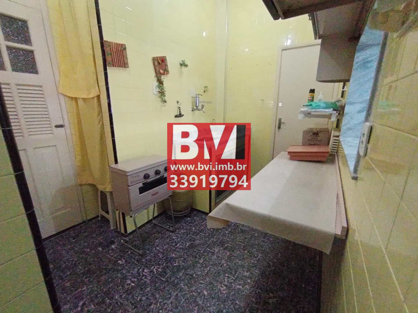 Apartamento à venda com 2 quartos, 70m² - Foto 29