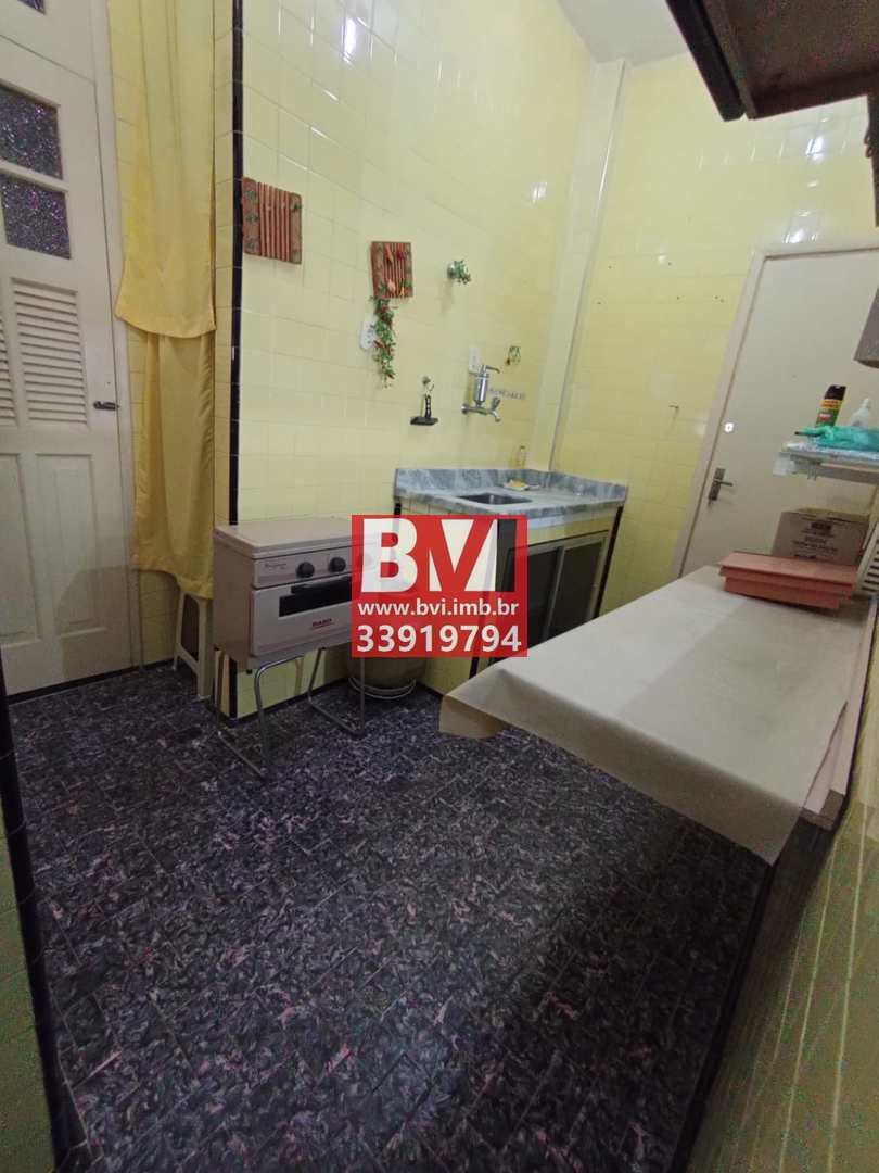 Apartamento à venda com 2 quartos, 70m² - Foto 28