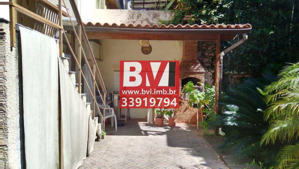 Casa à venda com 3 quartos, 140m² - Foto 2