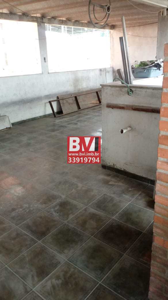 Casa à venda com 2 quartos, 150m² - Foto 17