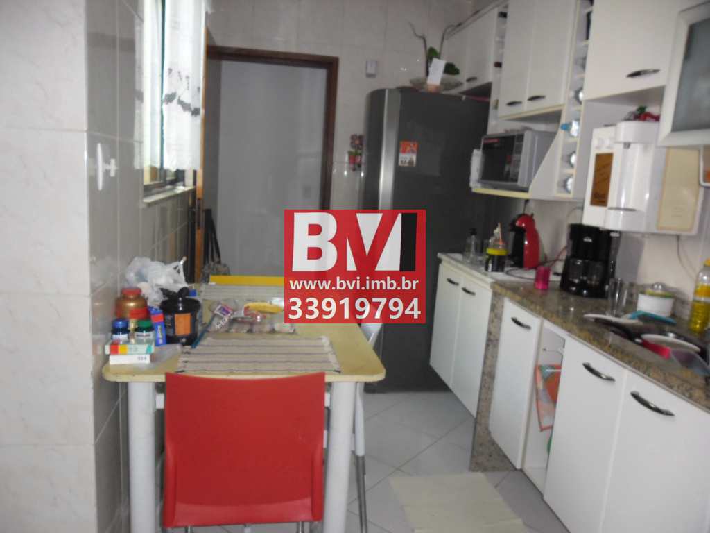 Apartamento à venda com 2 quartos, 75m² - Foto 13