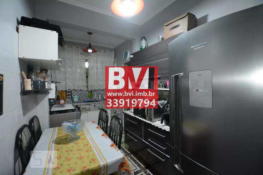 Apartamento à venda com 2 quartos, 67m² - Foto 2