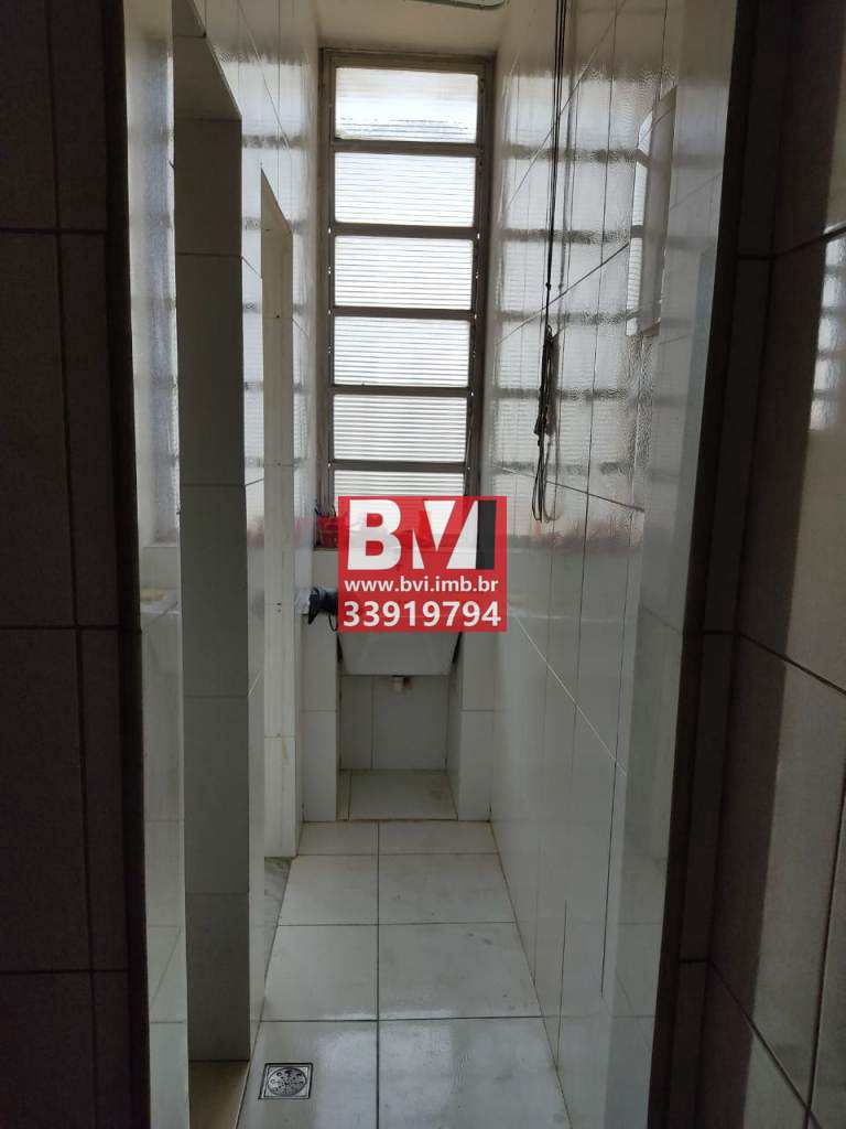 Apartamento à venda com 2 quartos, 70m² - Foto 29