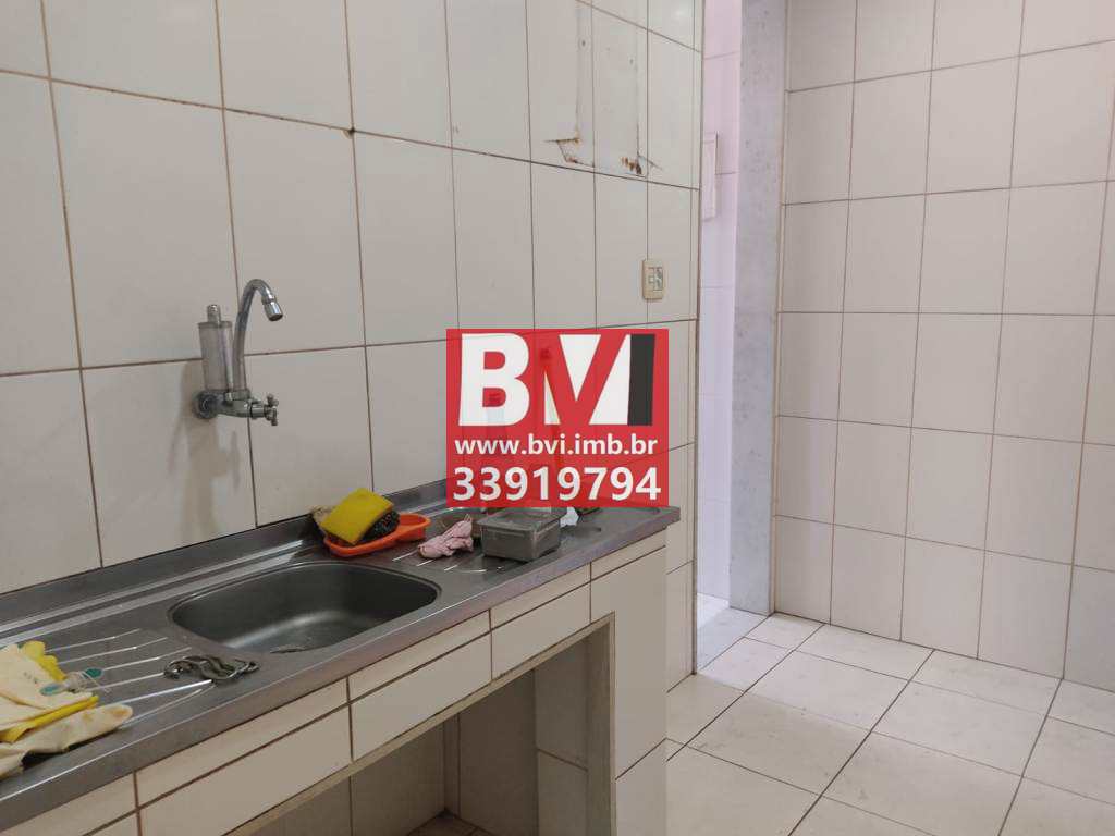 Apartamento à venda com 2 quartos, 70m² - Foto 19