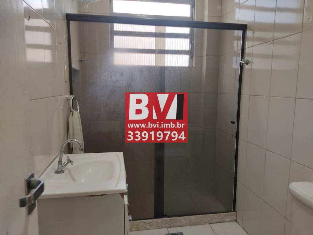 Apartamento à venda com 2 quartos, 70m² - Foto 14