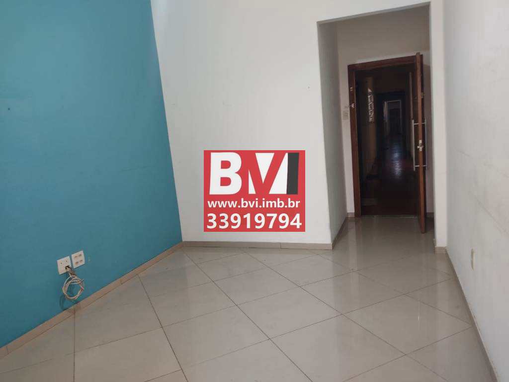 Apartamento à venda com 2 quartos, 70m² - Foto 1