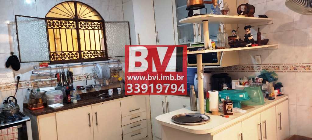 Casa à venda com 4 quartos, 320m² - Foto 17