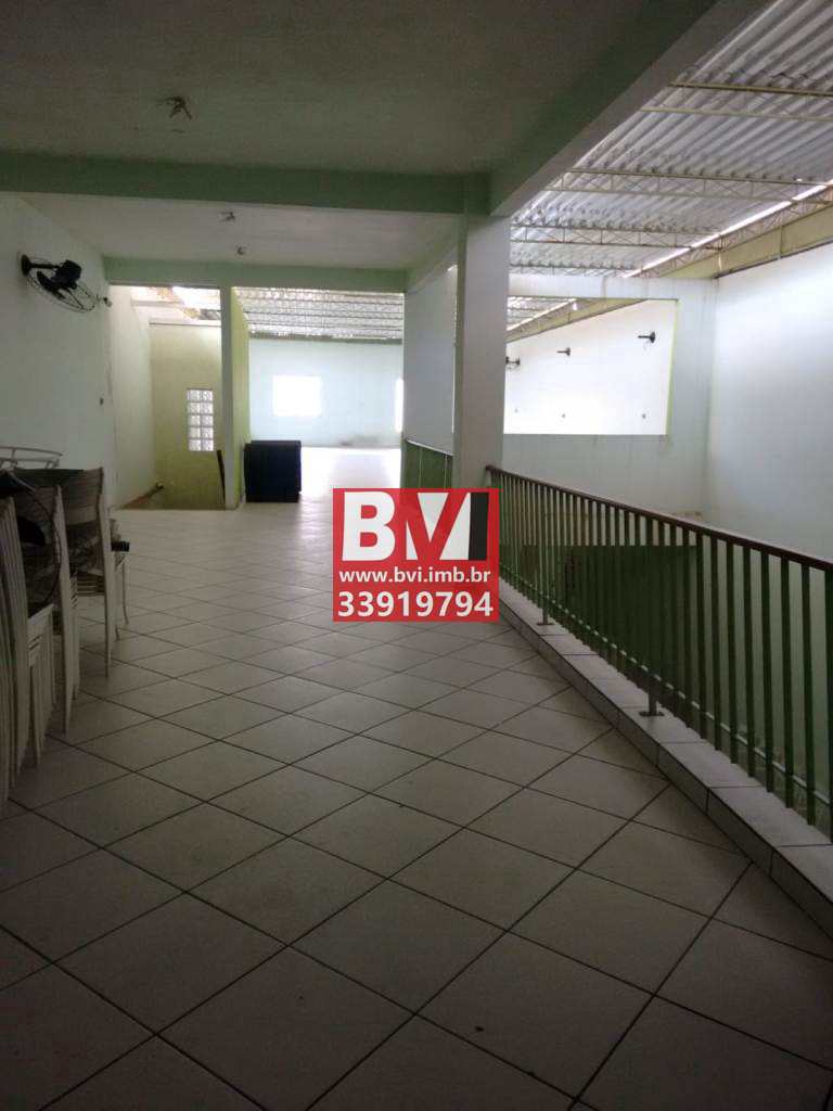 Casa à venda com 3 quartos, 340m² - Foto 18