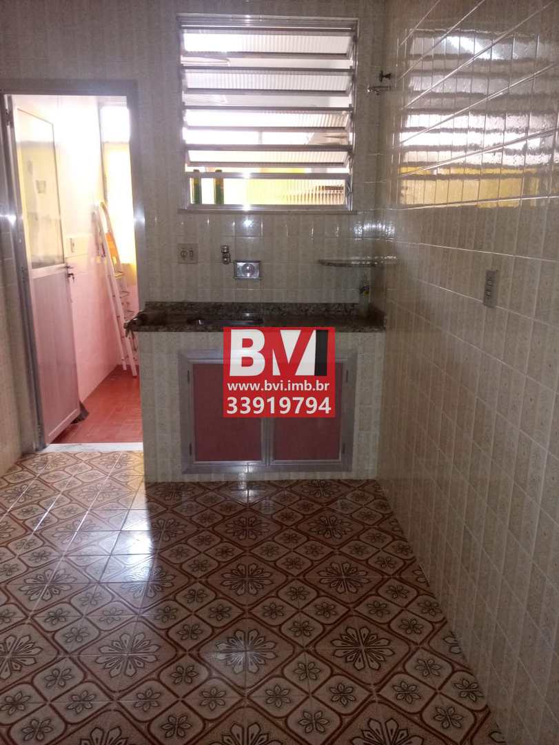 Apartamento à venda com 2 quartos, 60m² - Foto 17