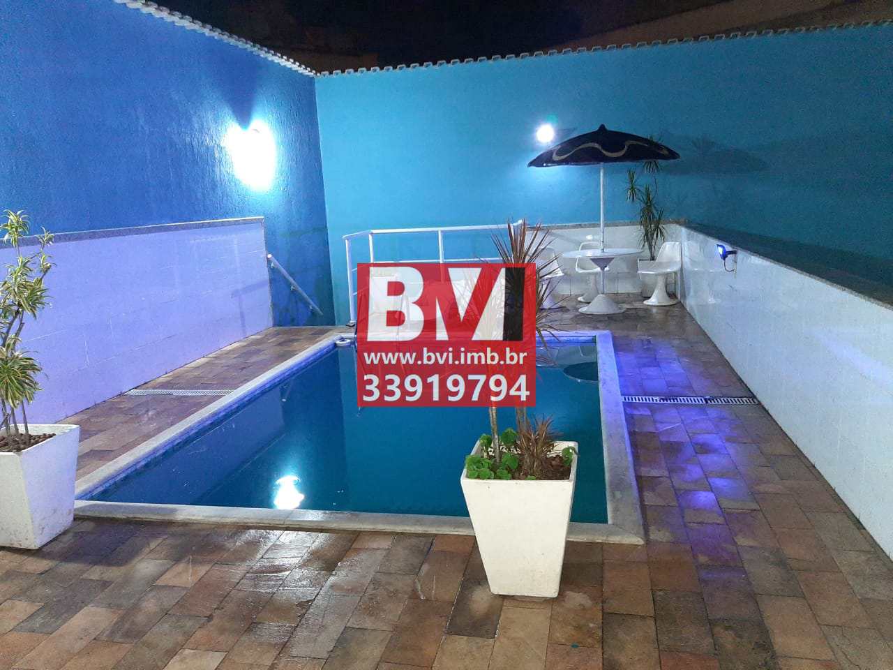 Casa à venda com 6 quartos, 500m² - Foto 3