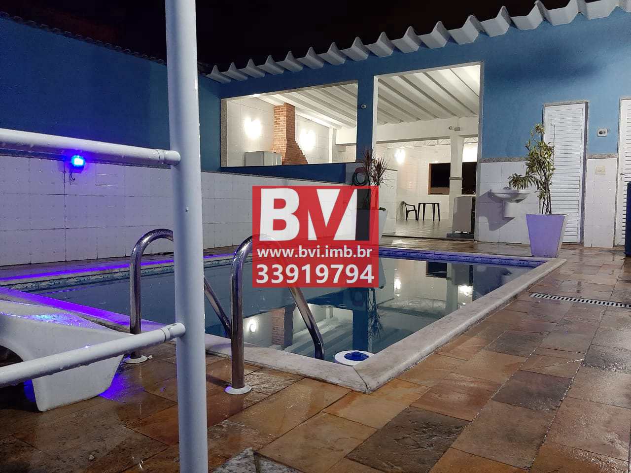 Casa à venda com 6 quartos, 500m² - Foto 2