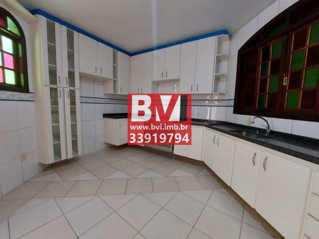 Casa à venda com 4 quartos, 280m² - Foto 18