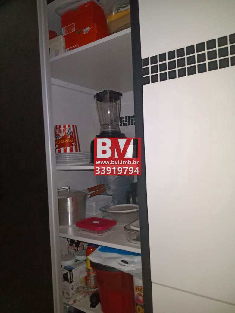 Apartamento à venda com 2 quartos, 70m² - Foto 9