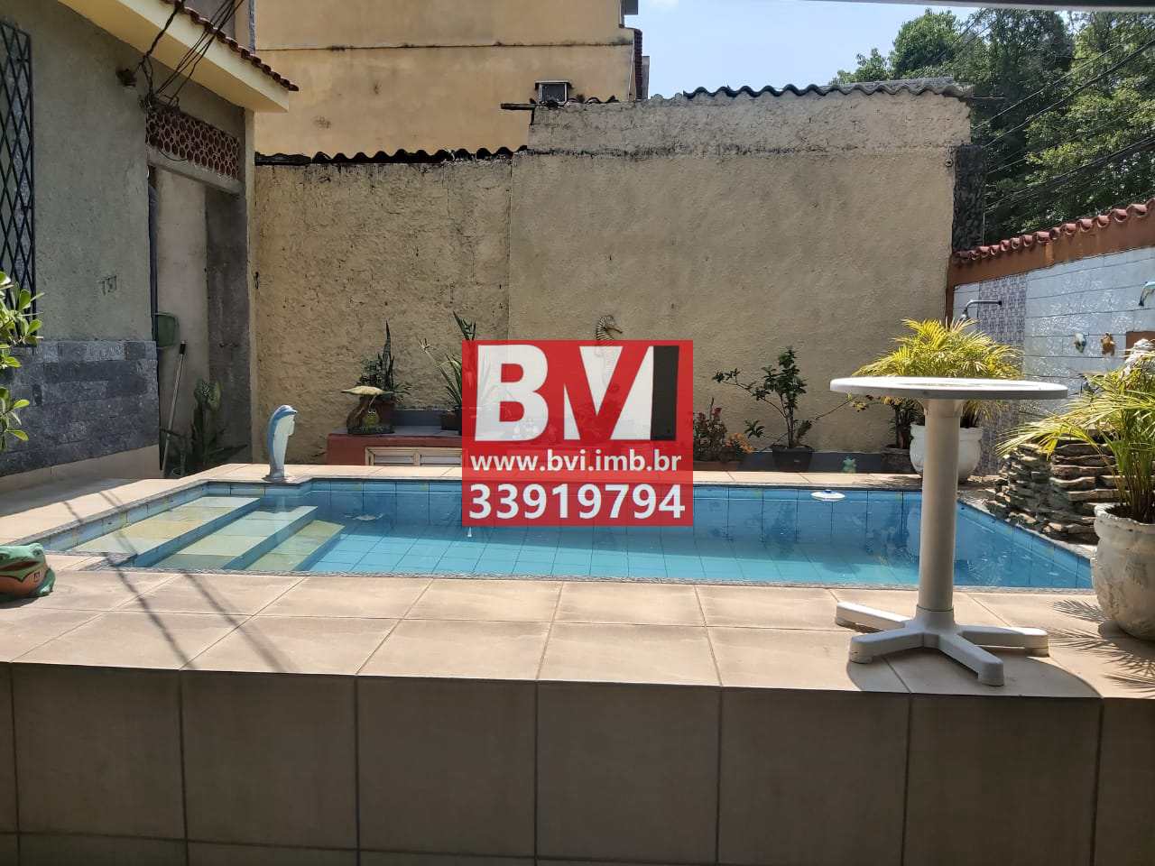 Casa à venda com 4 quartos, 108m² - Foto 6