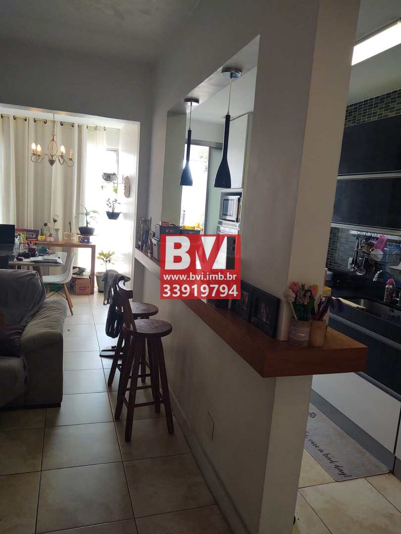 Apartamento à venda com 2 quartos, 70m² - Foto 25