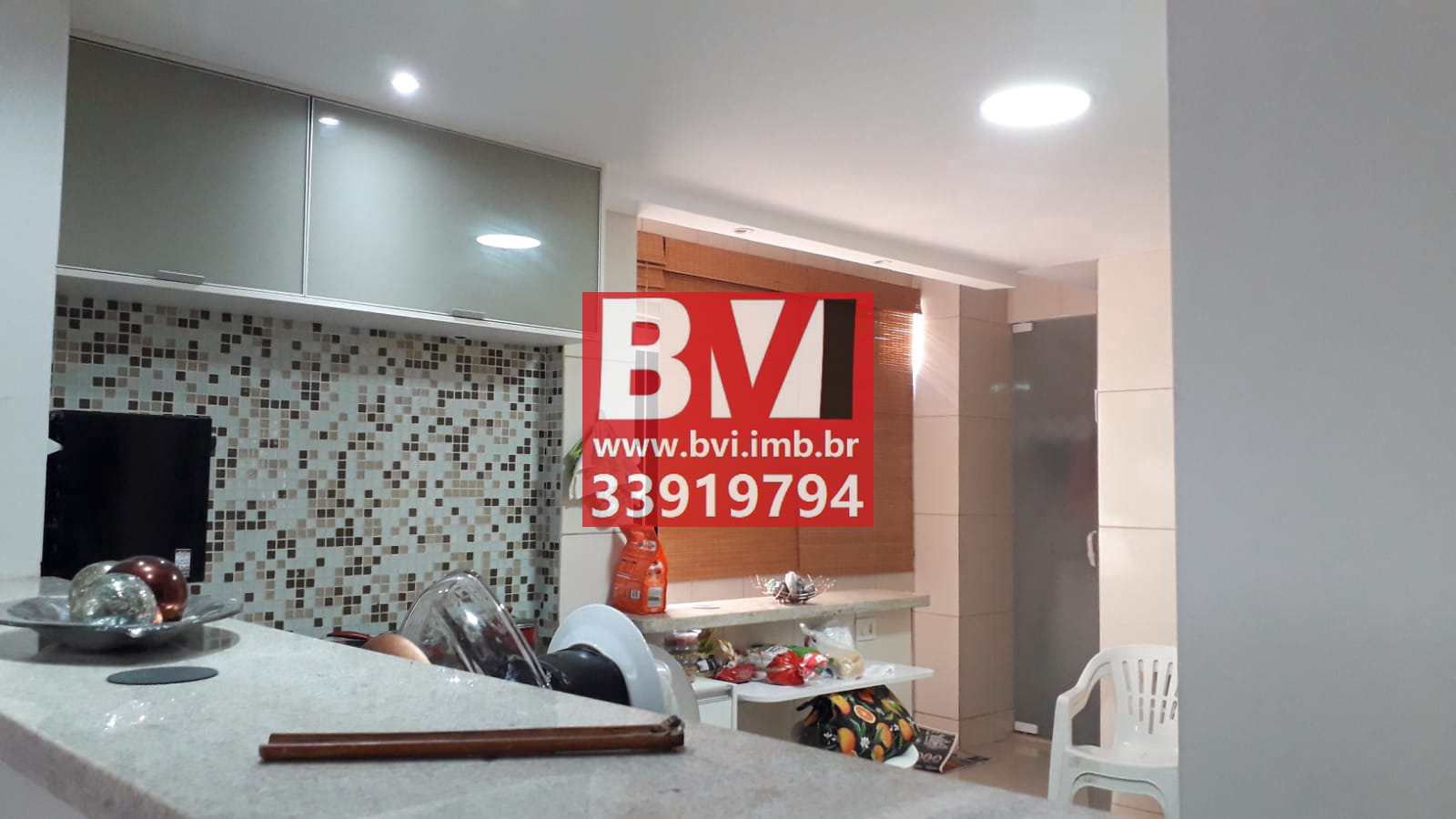 Apartamento à venda com 3 quartos, 85m² - Foto 3