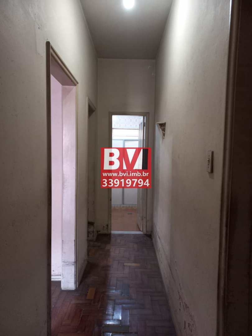 Casa à venda com 5 quartos, 250m² - Foto 10