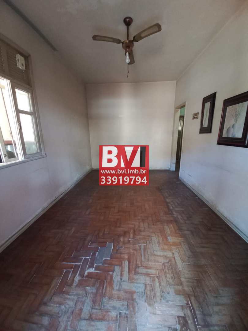 Casa à venda com 5 quartos, 250m² - Foto 3